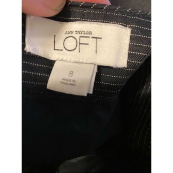 Ann Taylor Loft 🐾 Pinstripe pencil skirt Size 8 - Picture 7 of 7